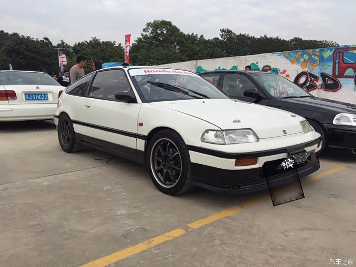 1988年第三代思域crx cr-x 快三十年岁月了如今还非常精神.经典