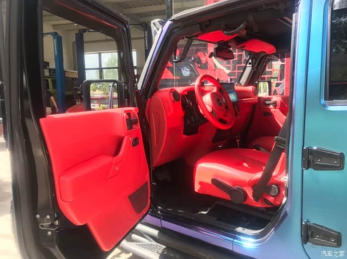 【图】有没有改全红内饰的,最近入手想看看效果_牧马人论坛_汽车之家