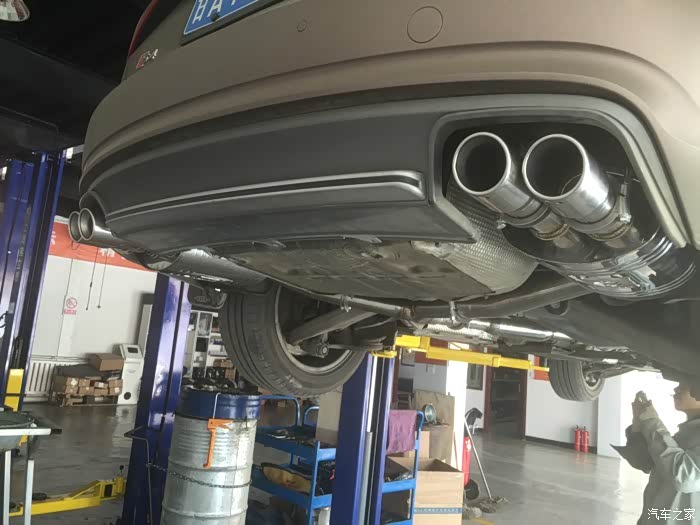 【图】改排气管作业!_奥迪a4l论坛_汽车之家论坛