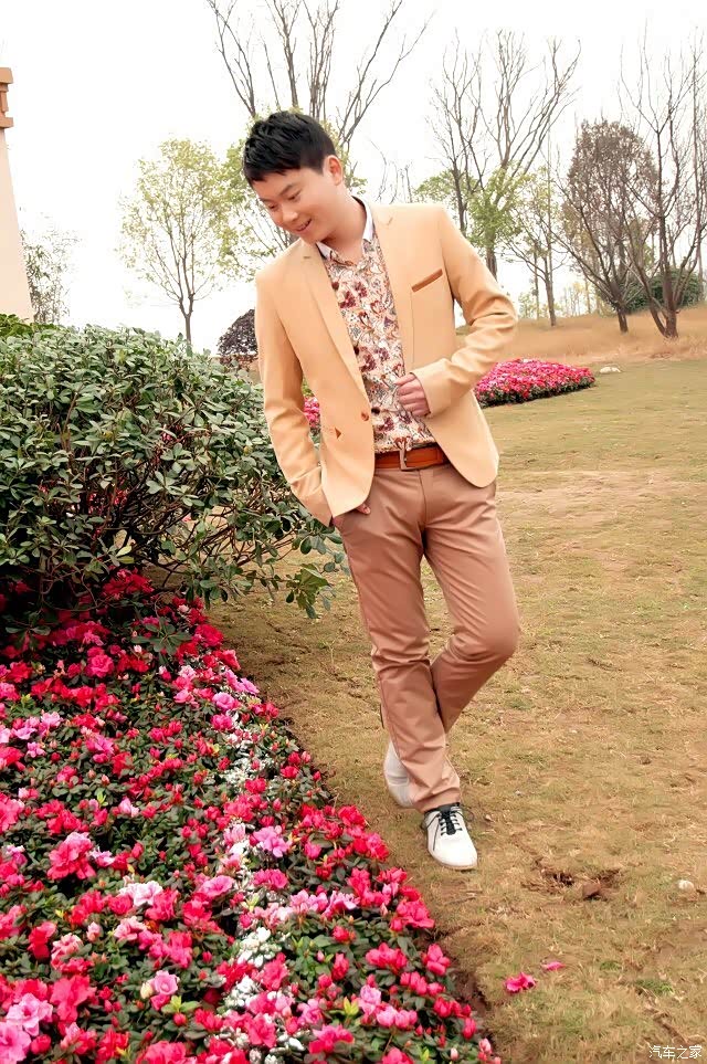 最后本人帅照镇楼!