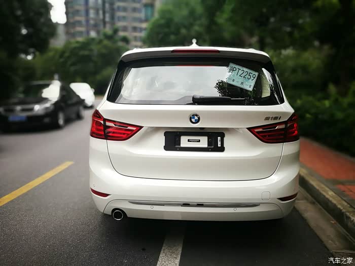 三娃奶爸的宝马豪华小面包(已更新长途出游感受)