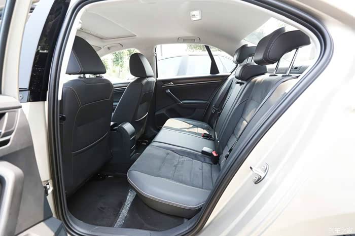 乐生活 趣改变 生动试驾一汽-大众全新宝来