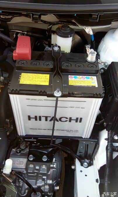 日立电瓶,这是多的,我楞没看懂面的字母,目测应该是60ah的?