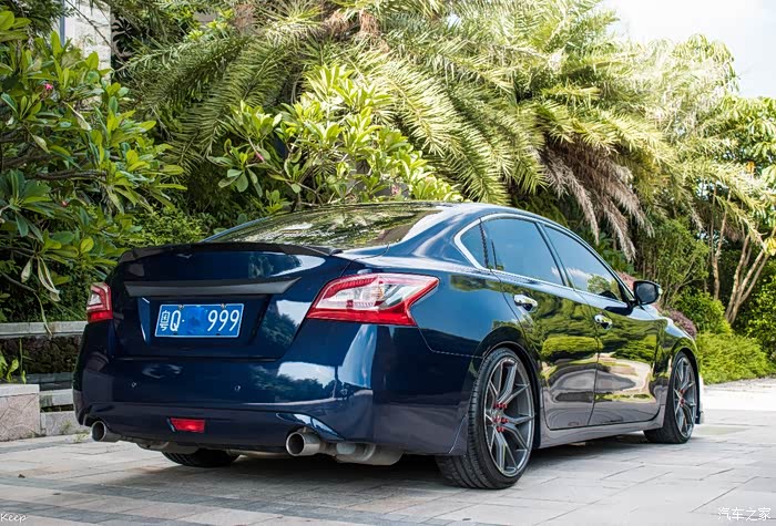 全车改色后天籁l33改装low低全新高清大片来袭