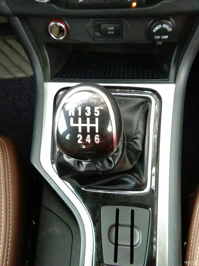 六个前进档估计油耗动力都给力