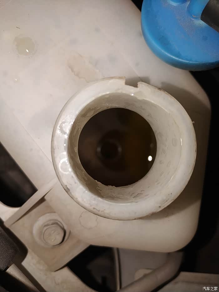 亲们哈弗h2s原车防冻液啥颜色的吖?急求急求,多谢多谢