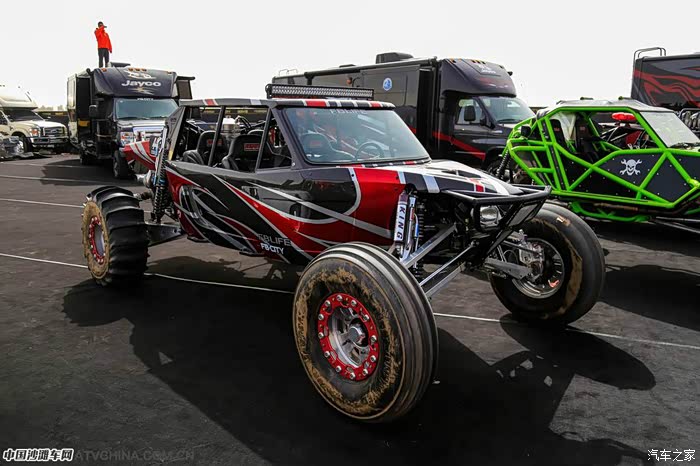 国外牛人手工打造钢管全地形车马力达1300hp世界最强动力