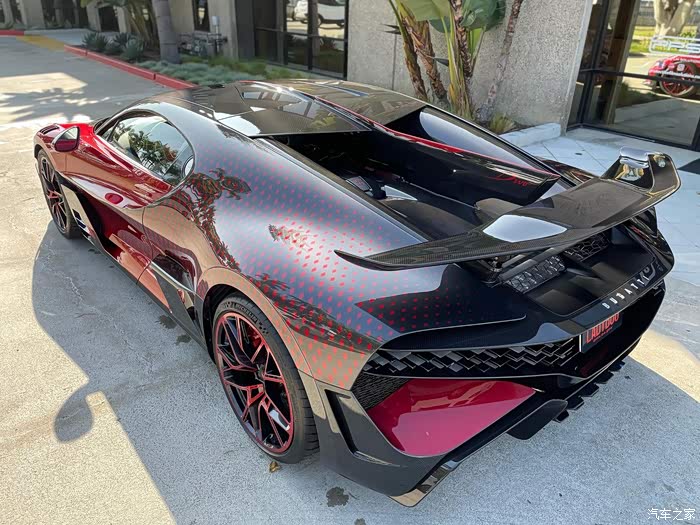 红色的芬尼尔supersport1/1 bugatti d酷