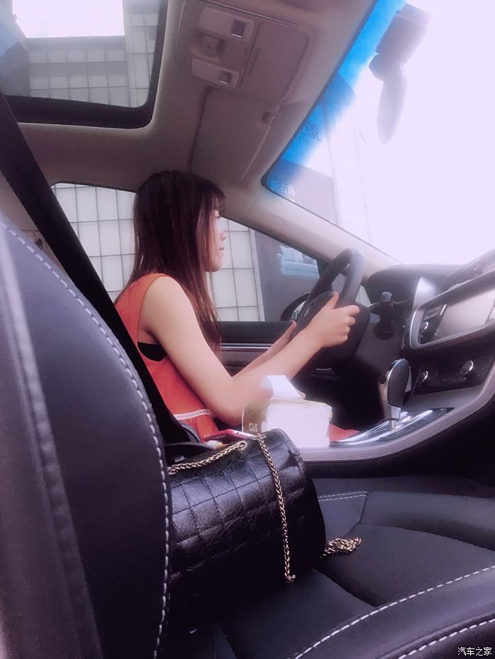 美女開車感覺就樣