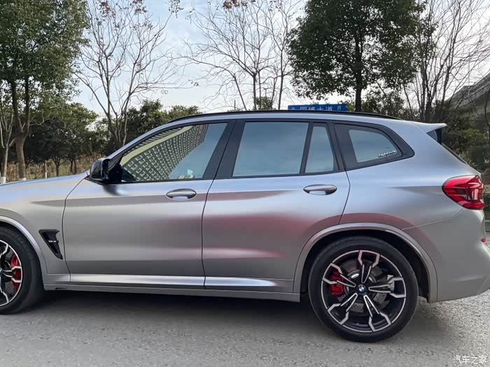 2020款x330i改色电光金属钛银灰分享质感大片