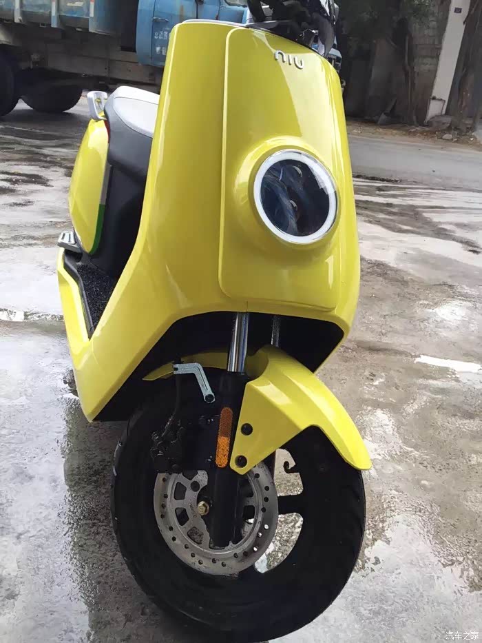 小牛电动车贴膜 3m高光水泥灰