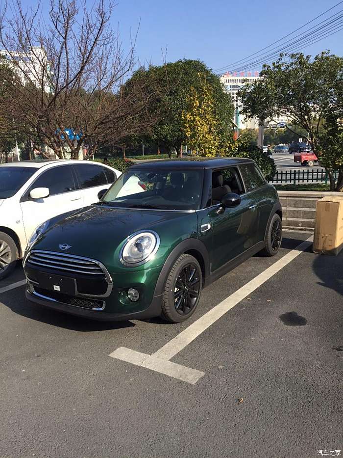 2017感恩回馈墨绿色minicooper15t先锋派提车作业