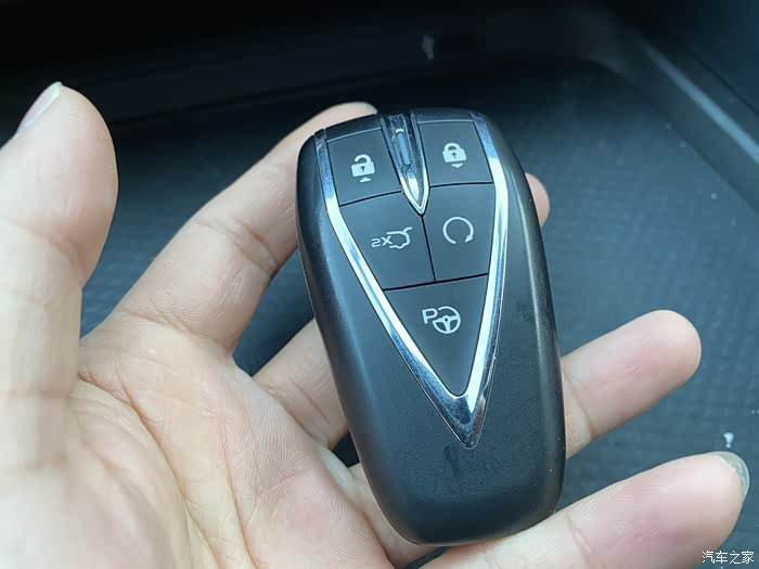 长安unit提车后感及上牌