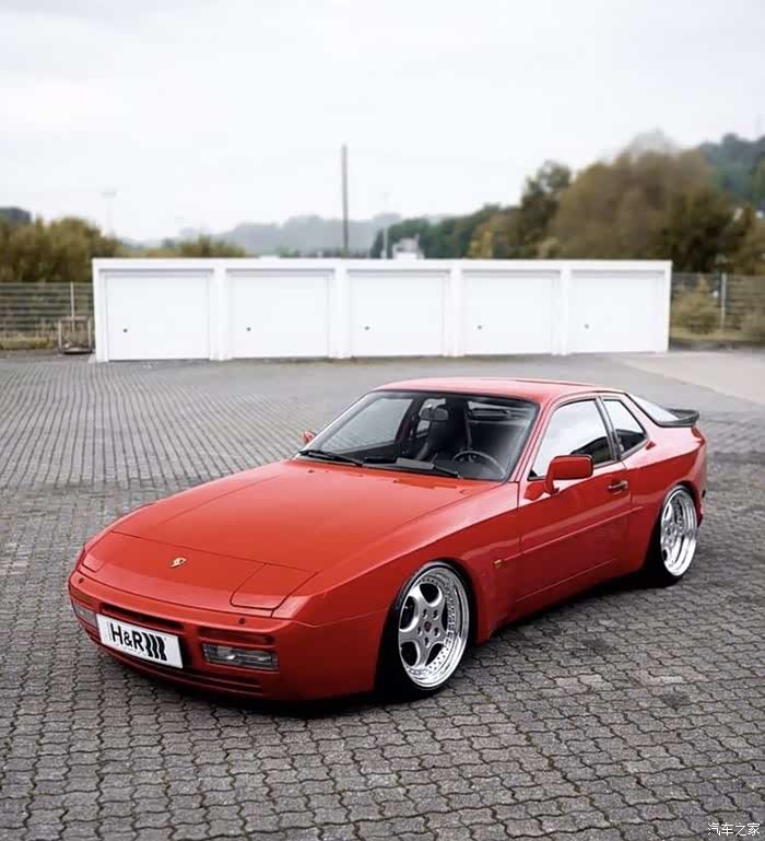 【图】拥有赛车基因的porsche 944 turbo,永恒的经典_保时捷911论坛