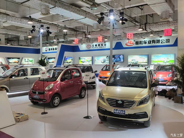 【图】医生快来~看我大济南电动车展_比亚迪f0论坛_汽车之家论坛