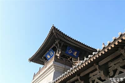 灵岩寺前角楼