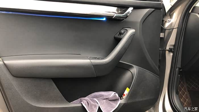 氛围灯17款斯柯达明锐