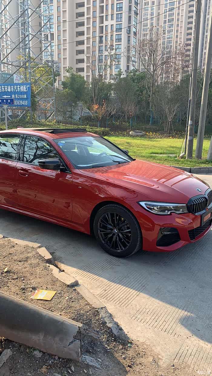 谁有新款墨尔本红的实物照片?