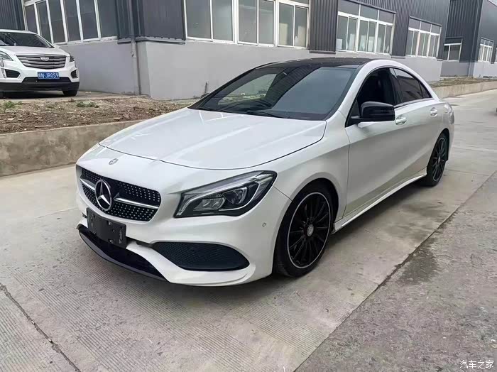 奔驰cla260轿跑