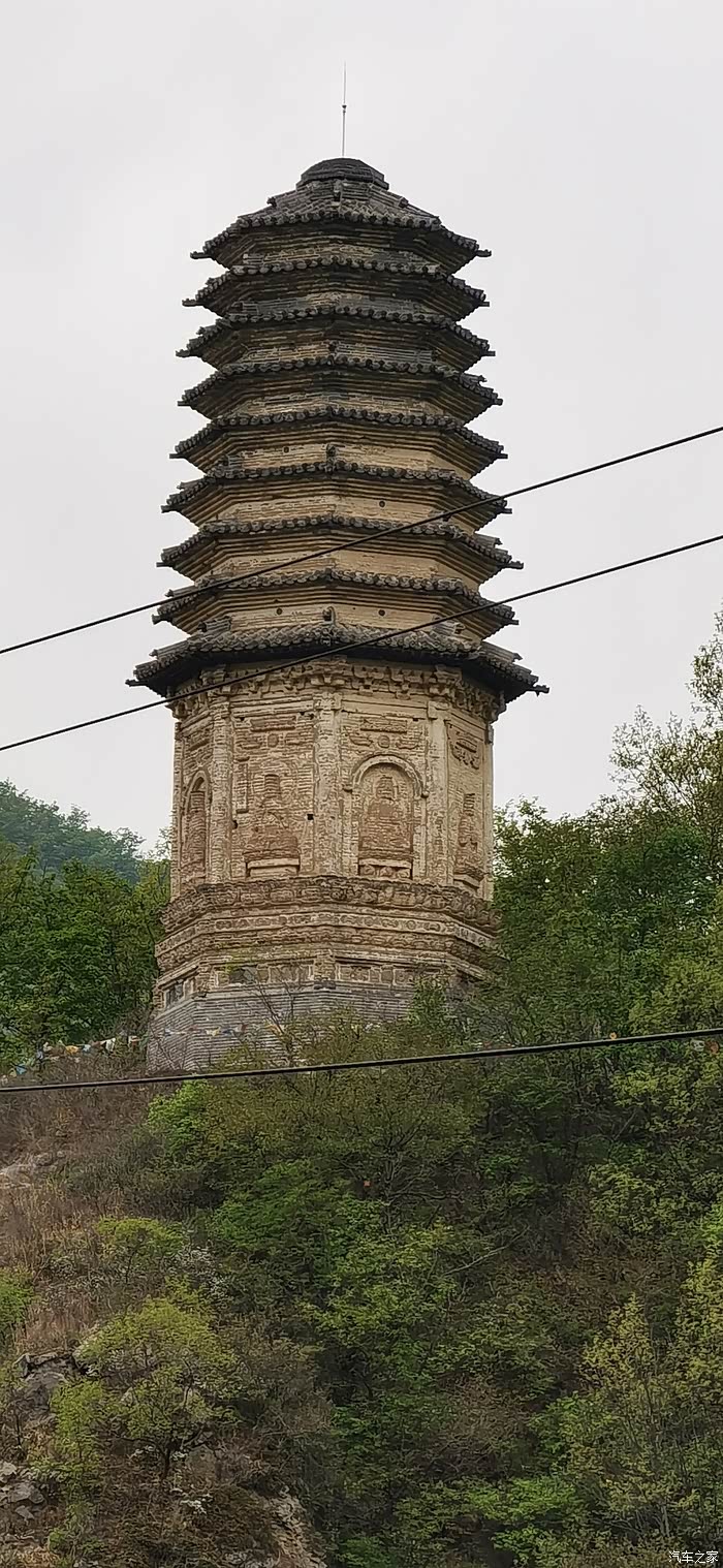 劳动节晨跑妙峰寺双塔