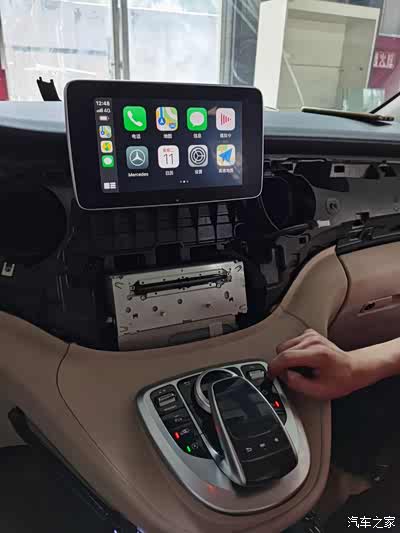 奔驰v260加装carplay分享