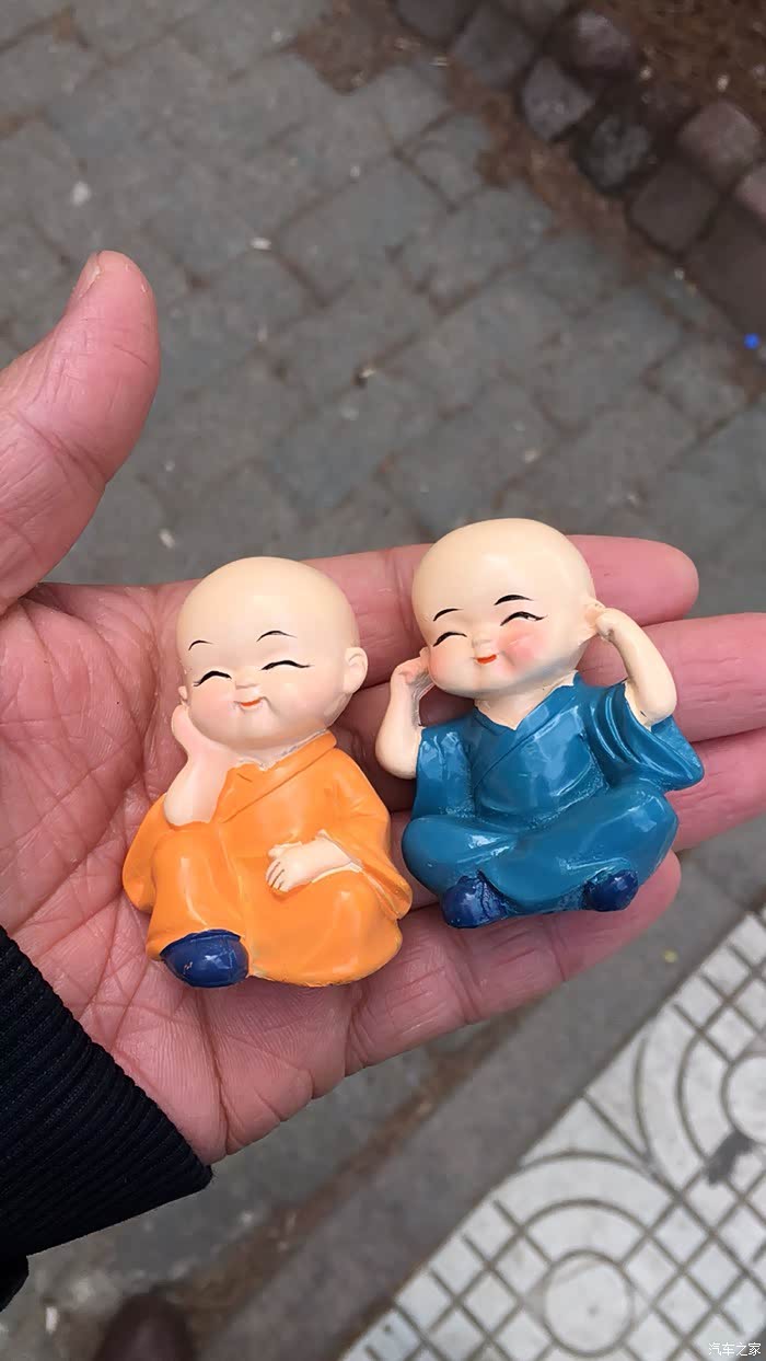 两个和尚叫什么来着