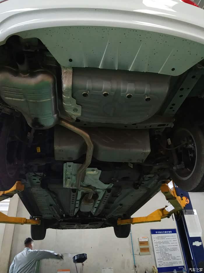 【图】求18或者17新科后屁股底盘照片._科鲁兹论坛_汽车之家论坛