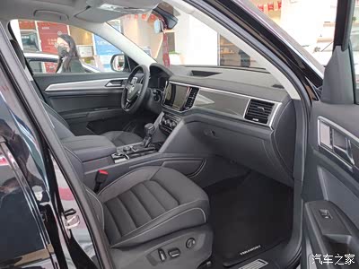 4s店看途昂,给感兴趣的老铁们一起来看看