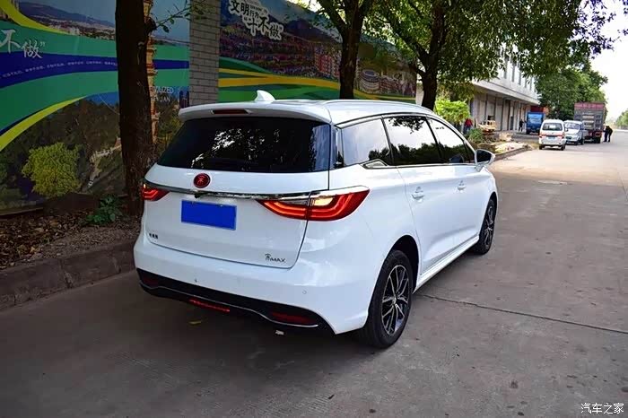 我第一辆,小白龙