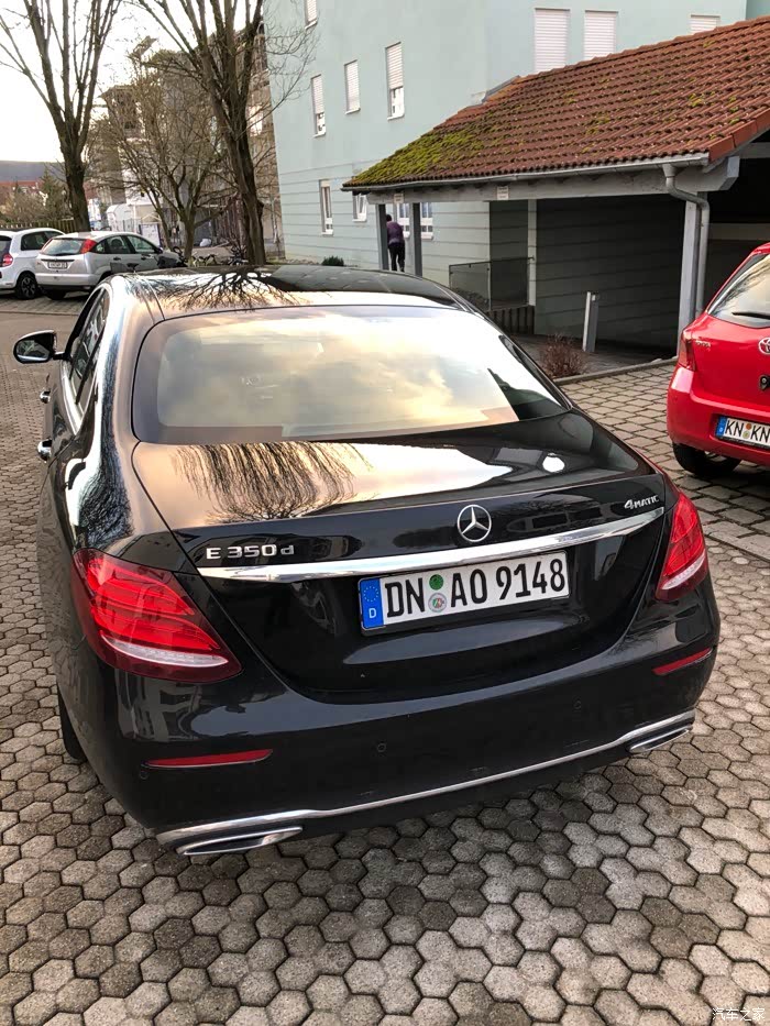 晒几张奔驰e350d的图动力强劲省油