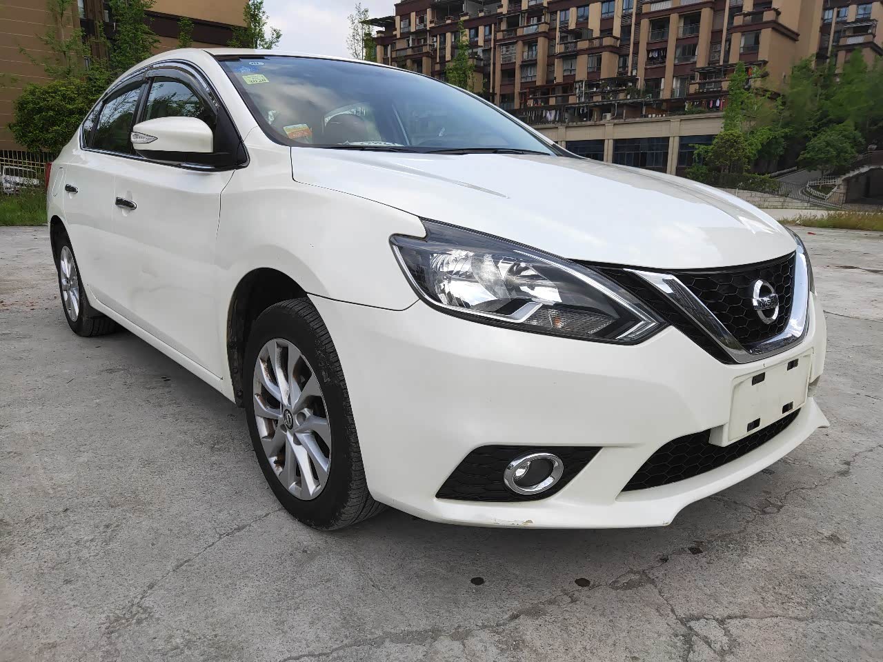 17年 日产 轩逸 1.6豪华版 全车精品 发变巅峰