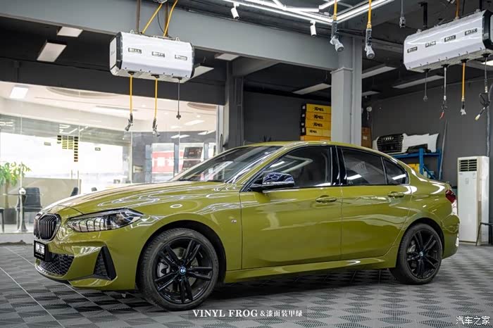 宝马1系改色漆面装甲绿