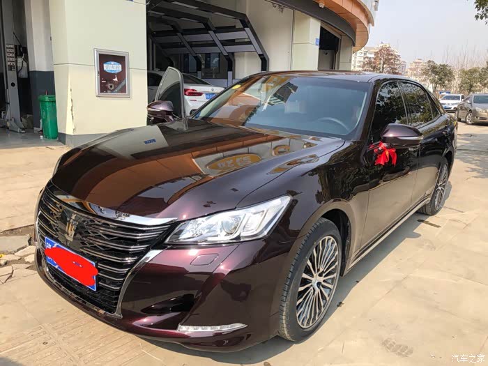 皇冠车有几种颜色?