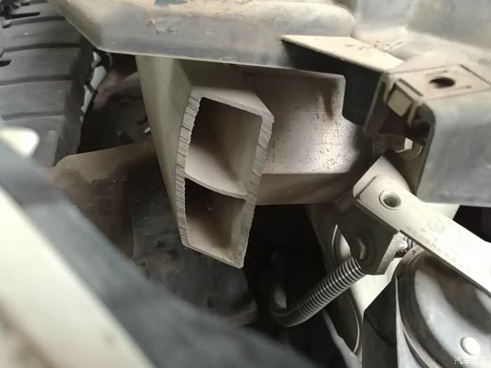 看看卡罗拉的防撞梁,到底良心不