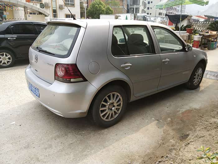 转让宝来两厢hs16手动豪华上海及周边车友请围观