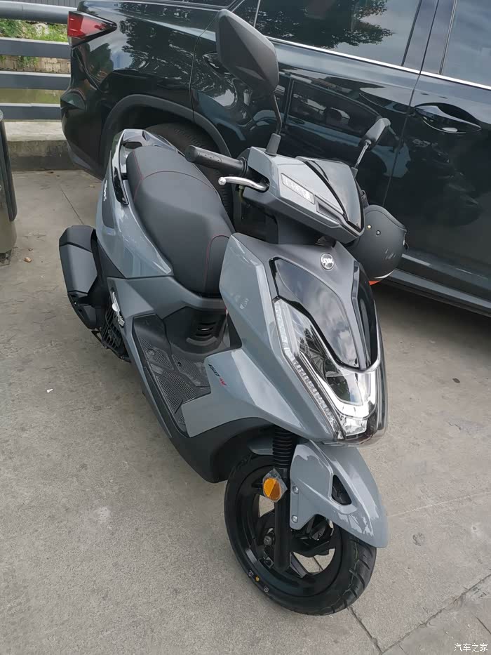 卖了姜戈换新款水冷火凤凰fnx150