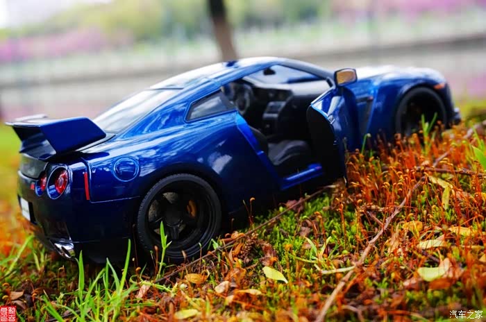 【汽车之家16岁生日快乐】战神gtr车模赏析