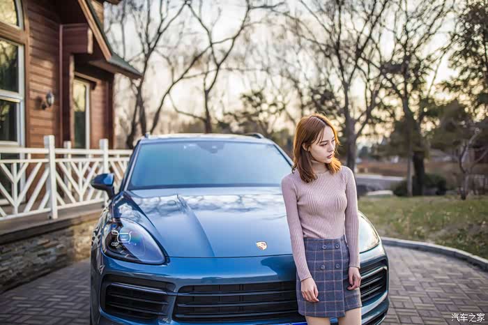 爱车作业大征集女神携保时捷卡宴带你贴地飞行