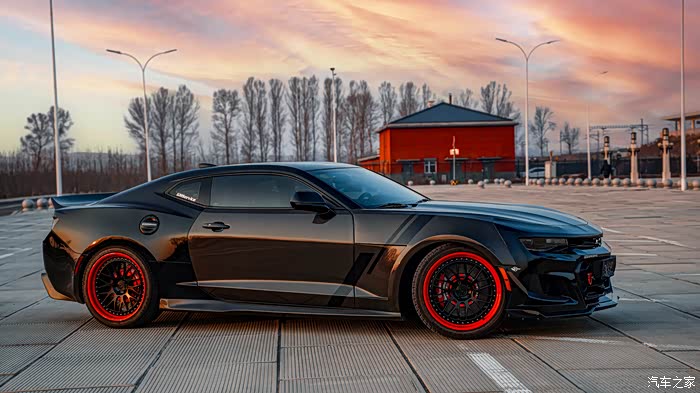 【图】#改装日记#成年人应该拥有的大玩具——"黑武士"科迈罗!