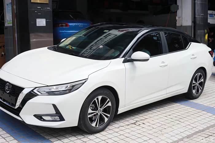 21款14代轩逸改悬浮车顶