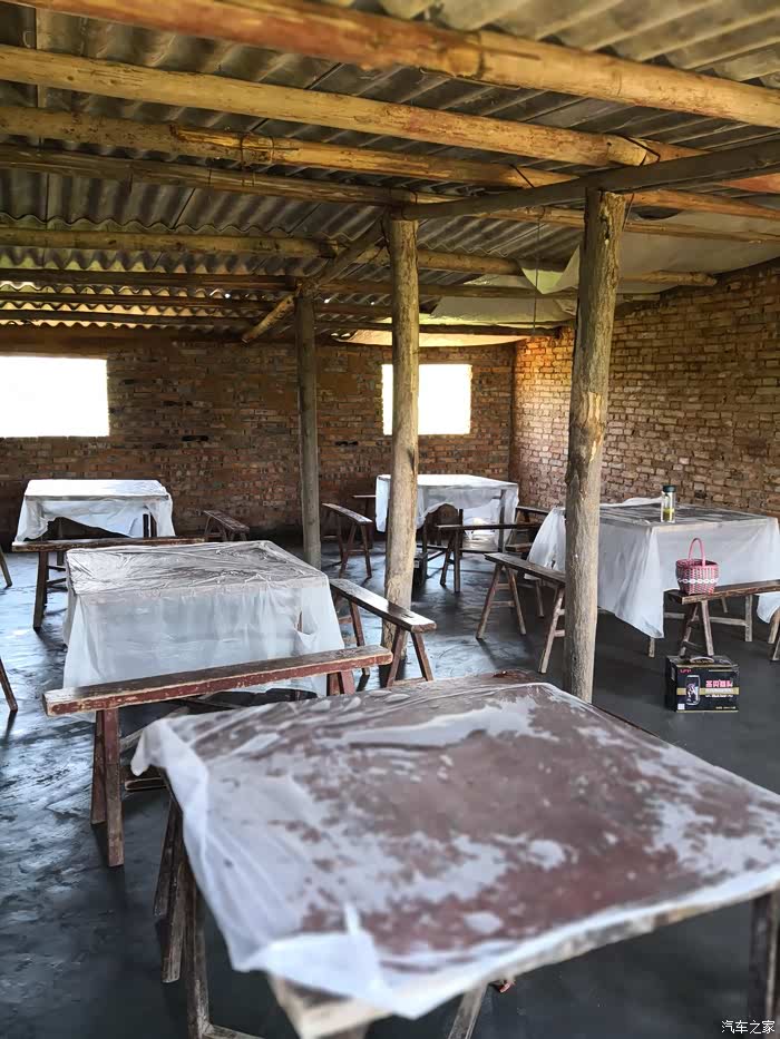 简陋的"五星级"酒店