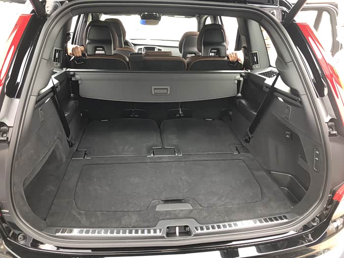 沃尔沃智能驾控体验日#沃尔沃终于来武汉了