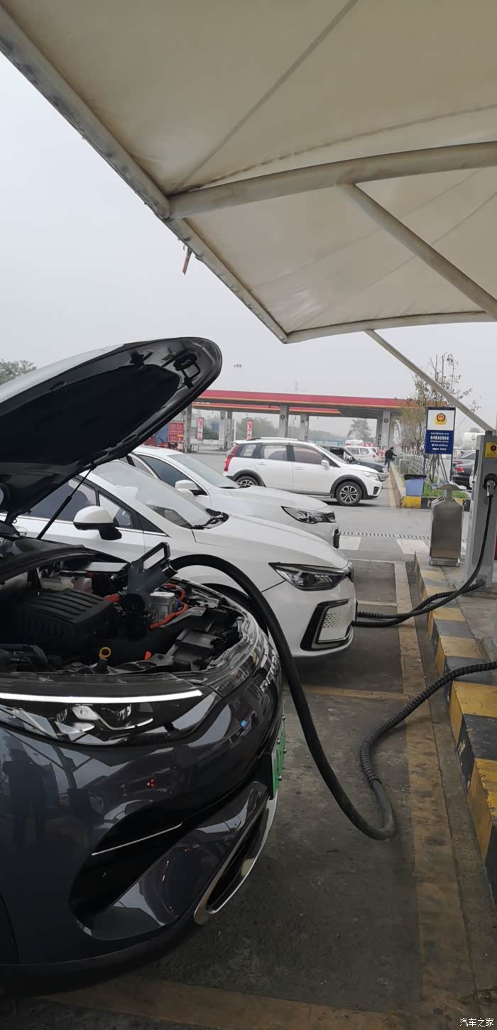 腾势x混动版能在高速服务区充电吗