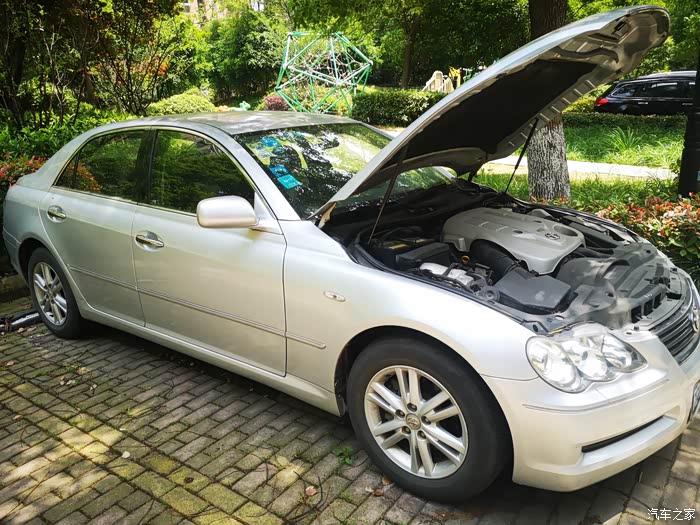 忍痛转让第一代老锐志