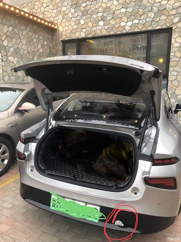 【图】爱了爱了 加装小鹏p7电动尾门_小鹏p7论坛_汽车之家论坛