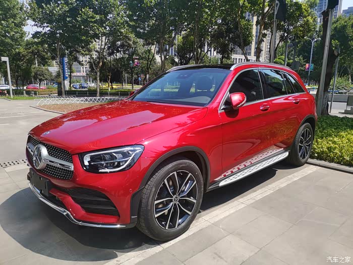 来回五千里路一心只为红颜奔驰glc300动感红色提车