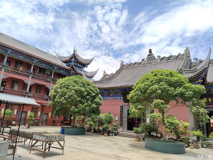 逸游青白江寿佛寺