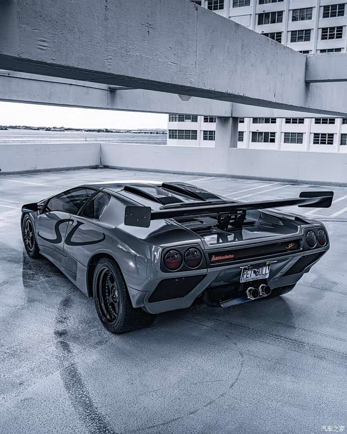 翻盖灯的典范兰博基尼diablosv