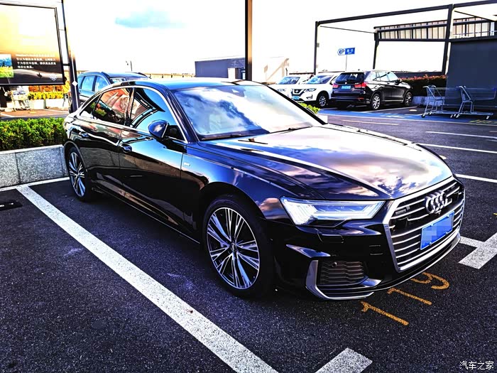 奥迪a6l 55tfsi 旗舰动感 提车作业