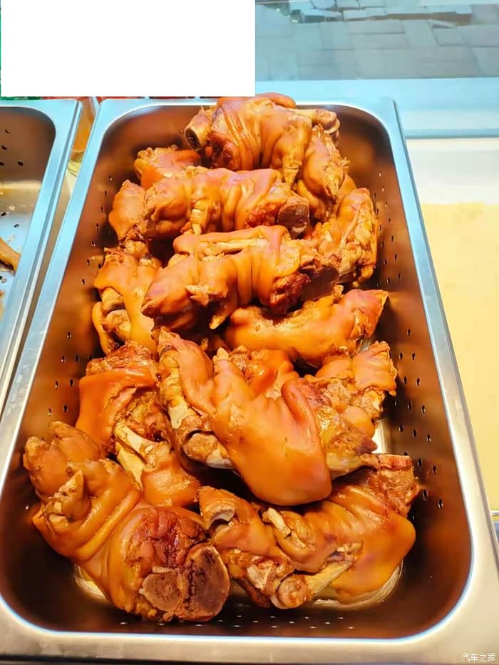 驾逸动游赞皇品美食